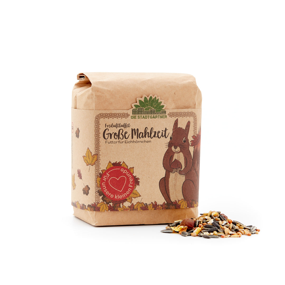 Große Mahlzeit – 1 L Eichhörnchenfutter - TierVita
