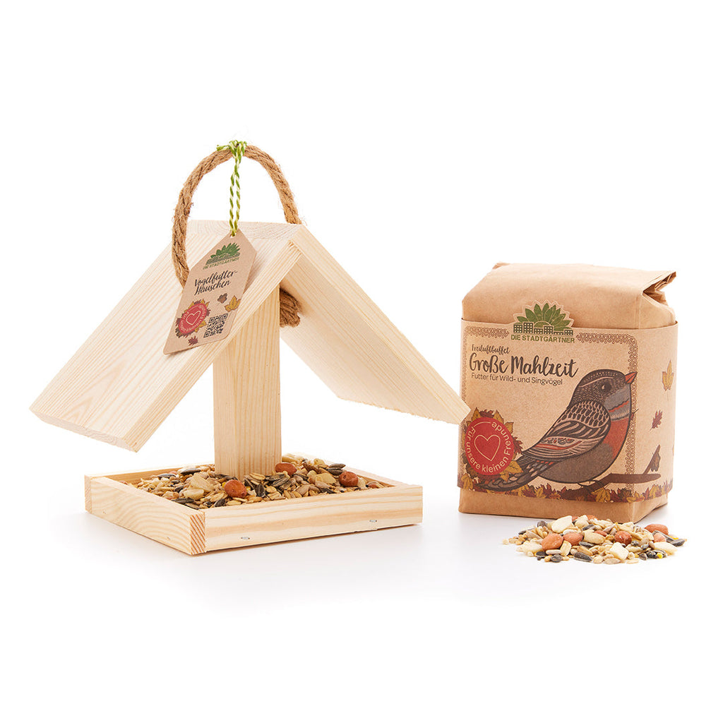 Vogelfutterhaus mit großer Mahlzeit - TierVita