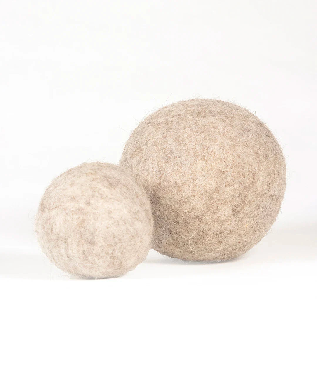 BUDDY. Hundespielzeug aus Wollfilz "Ball" - TierVita